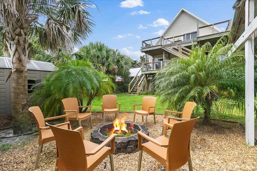 Three-Story Home, Walk to Vilano Beach Pier in St. Augustine · Florida