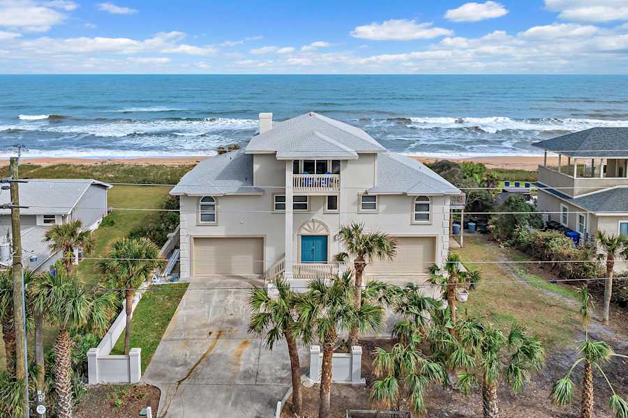 Sunny Palms Home with Private Deck & Ocean Views